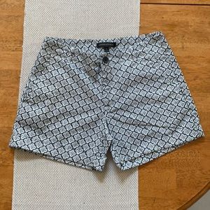 Excellent condition Banana Republic shorts